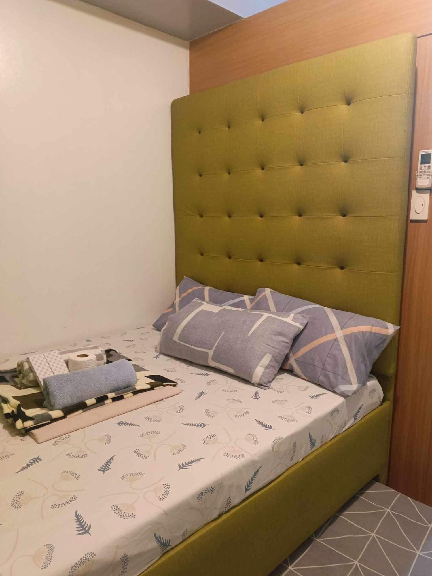 Traveler's Staycation * Manila